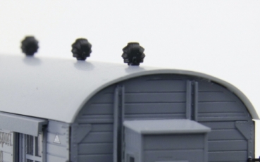 Preview: 113813 Hädl TT gedeckter Güterwagen Fischtransportwagen DR