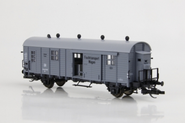 113813 Hädl TT gedeckter Güterwagen Fischtransportwagen DR