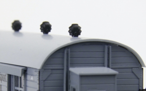 113813 Hädl TT gedeckter Güterwagen Fischtransportwagen DR