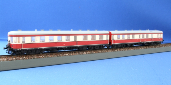 1385-1 Schnellverbrennungstriebwagen VT 45