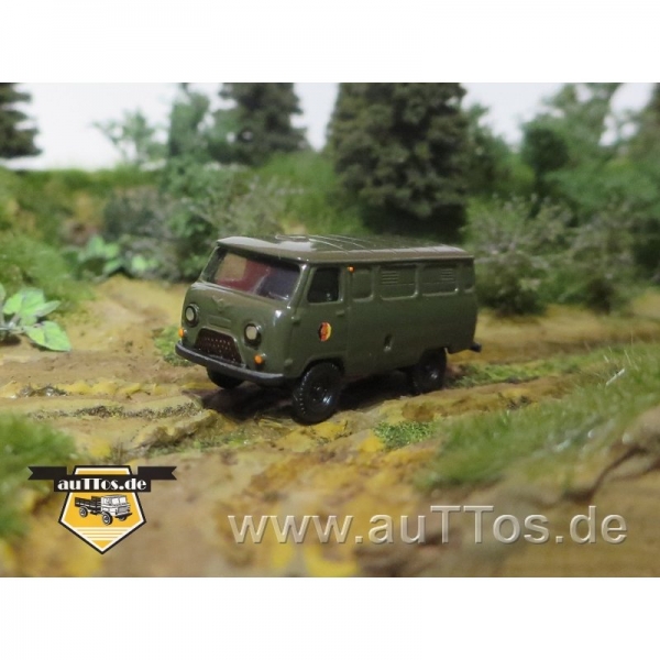 2290301 UAZ-452V Kastenwagen der NVA